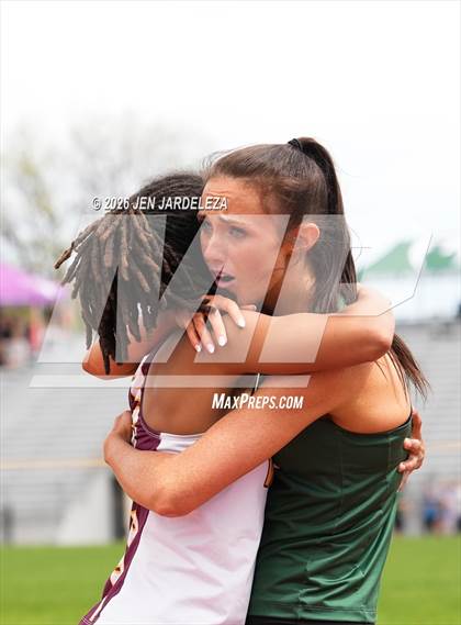 Thumbnail 2 in Pomona Invitational photogallery.