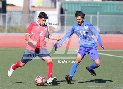 Thumbnail 2 in San Pasqual vs. Richmond (24th Annual SoCal Soccer Classic) photogallery.