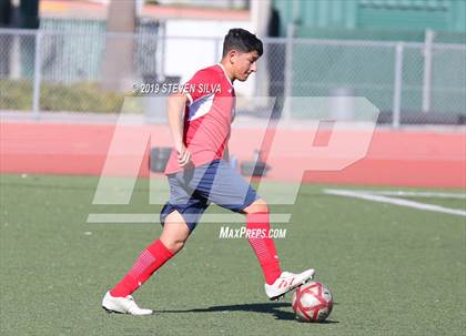 Thumbnail 1 in San Pasqual vs. Richmond (24th Annual SoCal Soccer Classic) photogallery.
