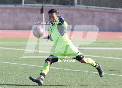 Thumbnail 3 in San Pasqual vs. Richmond (24th Annual SoCal Soccer Classic) photogallery.