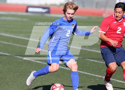 Thumbnail 3 in San Pasqual vs. Richmond (24th Annual SoCal Soccer Classic) photogallery.