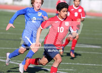 Thumbnail 2 in San Pasqual vs. Richmond (24th Annual SoCal Soccer Classic) photogallery.