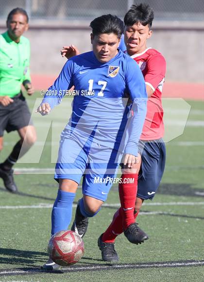 Thumbnail 2 in San Pasqual vs. Richmond (24th Annual SoCal Soccer Classic) photogallery.