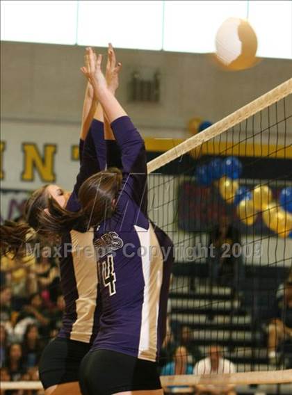 Thumbnail 2 in San Marcos @ Stony Point photogallery.