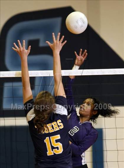 Thumbnail 3 in San Marcos @ Stony Point photogallery.