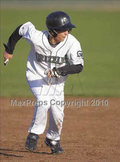 Thumbnail 1 in Ponderosa @ Granite Bay photogallery.