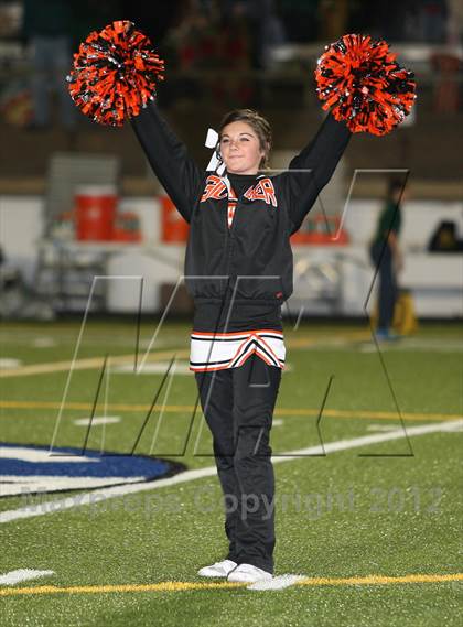 Thumbnail 2 in Canton vs. Gilmer (UIL 3A Division 2 Bi-District Playoff) photogallery.