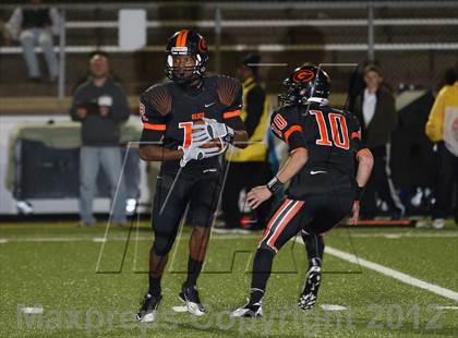 Thumbnail 3 in Canton vs. Gilmer (UIL 3A Division 2 Bi-District Playoff) photogallery.