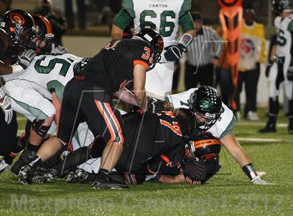 Thumbnail 2 in Canton vs. Gilmer (UIL 3A Division 2 Bi-District Playoff) photogallery.