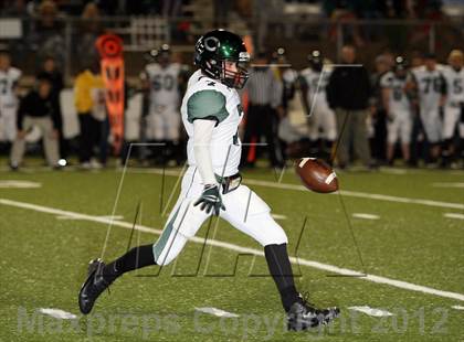Thumbnail 3 in Canton vs. Gilmer (UIL 3A Division 2 Bi-District Playoff) photogallery.