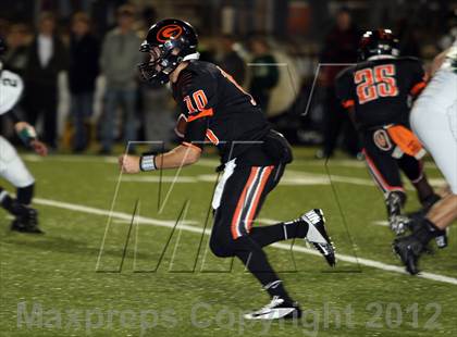 Thumbnail 2 in Canton vs. Gilmer (UIL 3A Division 2 Bi-District Playoff) photogallery.