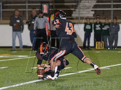 Thumbnail 2 in Canton vs. Gilmer (UIL 3A Division 2 Bi-District Playoff) photogallery.