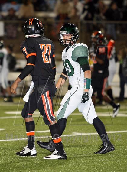 Thumbnail 3 in Canton vs. Gilmer (UIL 3A Division 2 Bi-District Playoff) photogallery.
