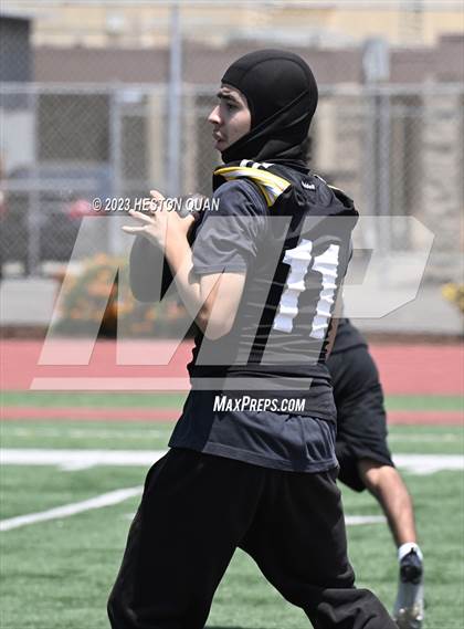 Thumbnail 2 in  Ocean View Seahawk Classic 7x7 photogallery.