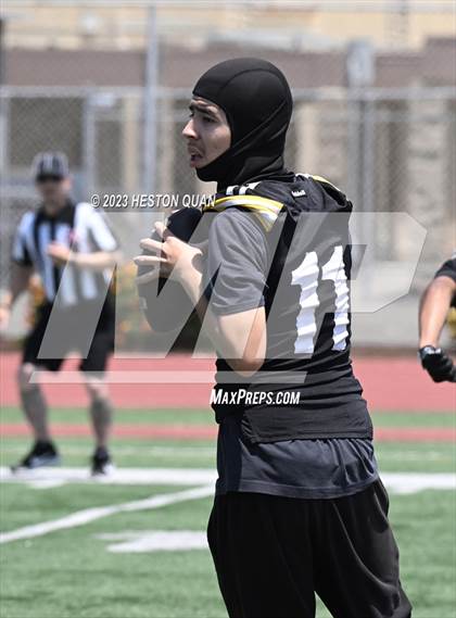 Thumbnail 1 in  Ocean View Seahawk Classic 7x7 photogallery.