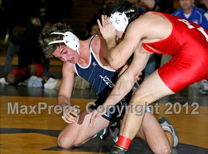 Thumbnail 2 in Massapequa Holiday Tournament Finals photogallery.