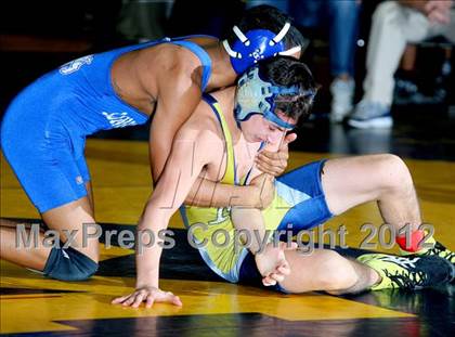 Thumbnail 3 in Massapequa Holiday Tournament Finals photogallery.