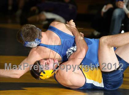 Thumbnail 1 in Massapequa Holiday Tournament Finals photogallery.