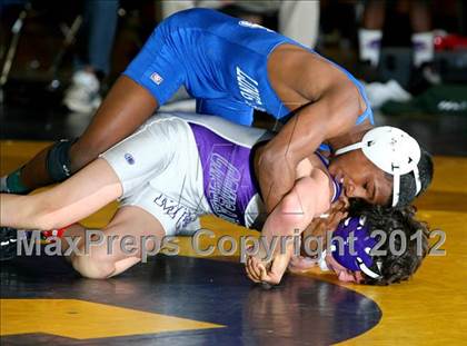 Thumbnail 1 in Massapequa Holiday Tournament Finals photogallery.