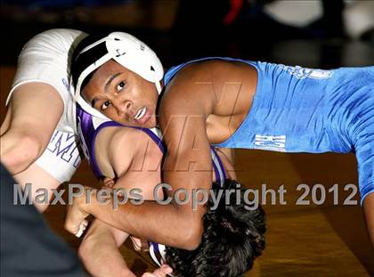 Thumbnail 3 in Massapequa Holiday Tournament Finals photogallery.