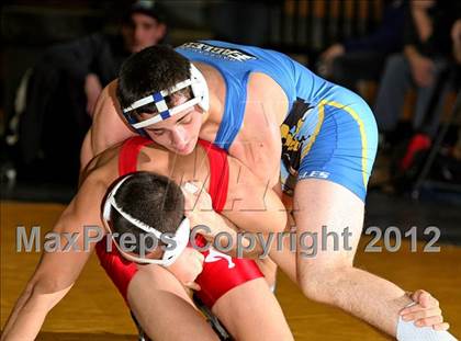 Thumbnail 3 in Massapequa Holiday Tournament Finals photogallery.