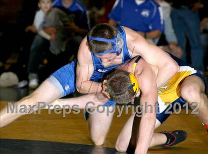 Thumbnail 1 in Massapequa Holiday Tournament Finals photogallery.