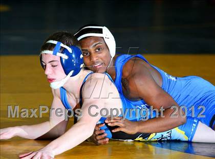 Thumbnail 1 in Massapequa Holiday Tournament Finals photogallery.
