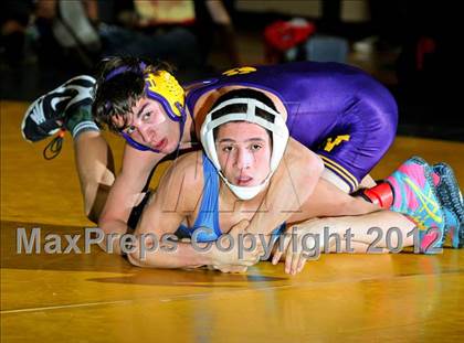 Thumbnail 2 in Massapequa Holiday Tournament Finals photogallery.