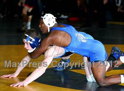 Thumbnail 2 in Massapequa Holiday Tournament Finals photogallery.