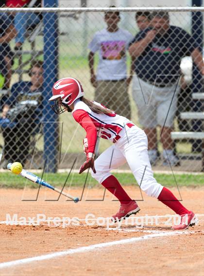 Thumbnail 2 in Incarnate Word Corpus Christi vs Holy Cross (TAPPS 3-4A Division Playoff) photogallery.