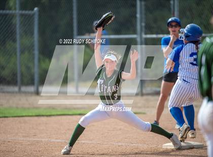 Thumbnail 1 in Poway @ Rancho Bernardo photogallery.