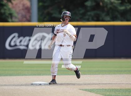 Thumbnail 3 in Viewmont vs. Woods Cross (UHSAA 5A Bracket Play) photogallery.