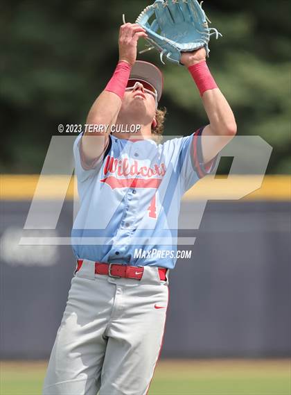 Thumbnail 3 in Viewmont vs. Woods Cross (UHSAA 5A Bracket Play) photogallery.