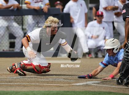 Thumbnail 2 in Viewmont vs. Woods Cross (UHSAA 5A Bracket Play) photogallery.