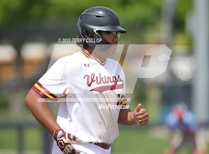 Thumbnail 1 in Viewmont vs. Woods Cross (UHSAA 5A Bracket Play) photogallery.