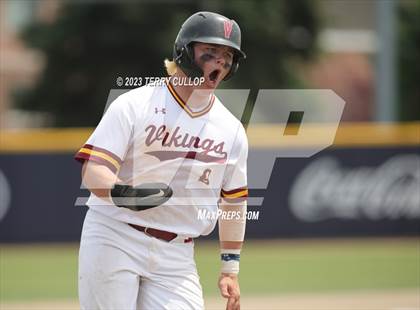 Thumbnail 2 in Viewmont vs. Woods Cross (UHSAA 5A Bracket Play) photogallery.