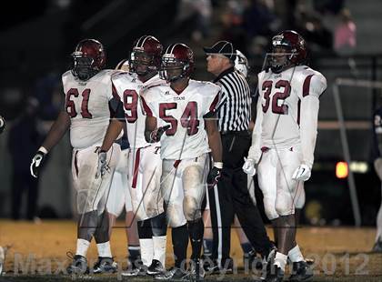 Thumbnail 2 in Bob Jones vs. Gadsden City (AHSAA Playoff Round 1) photogallery.