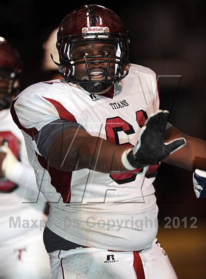 Thumbnail 1 in Bob Jones vs. Gadsden City (AHSAA Playoff Round 1) photogallery.