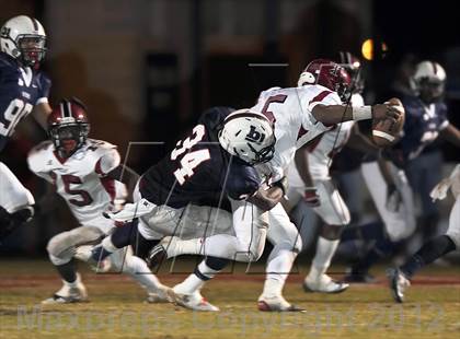 Thumbnail 3 in Bob Jones vs. Gadsden City (AHSAA Playoff Round 1) photogallery.