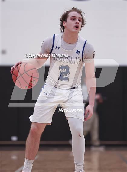 Thumbnail 2 in Sweeny vs Needville (UIL Basketball 4A Region 4 Bi-District) photogallery.
