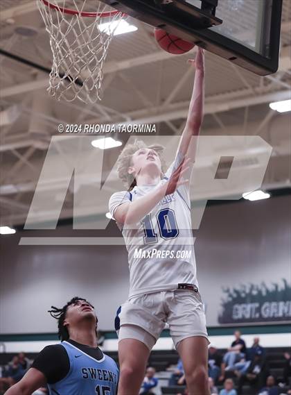 Thumbnail 1 in Sweeny vs Needville (UIL Basketball 4A Region 4 Bi-District) photogallery.