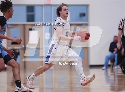 Thumbnail 1 in Sweeny vs Needville (UIL Basketball 4A Region 4 Bi-District) photogallery.