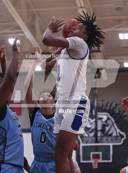 Thumbnail 2 in Sweeny vs Needville (UIL Basketball 4A Region 4 Bi-District) photogallery.