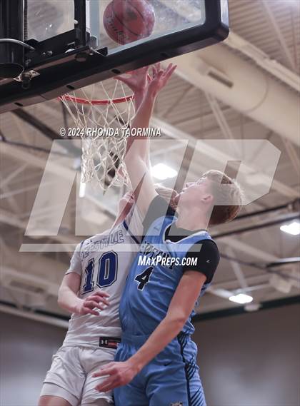 Thumbnail 2 in Sweeny vs Needville (UIL Basketball 4A Region 4 Bi-District) photogallery.