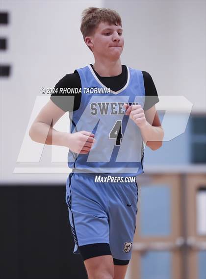 Thumbnail 2 in Sweeny vs Needville (UIL Basketball 4A Region 4 Bi-District) photogallery.