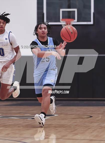 Thumbnail 3 in Sweeny vs Needville (UIL Basketball 4A Region 4 Bi-District) photogallery.