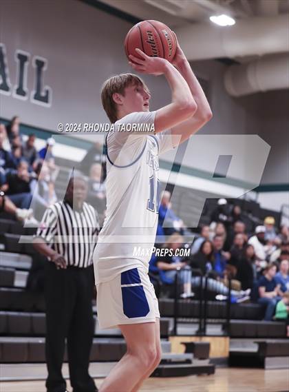 Thumbnail 3 in Sweeny vs Needville (UIL Basketball 4A Region 4 Bi-District) photogallery.