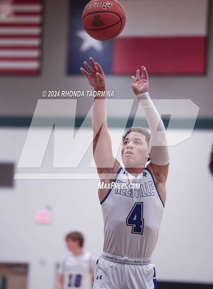 Thumbnail 1 in Sweeny vs Needville (UIL Basketball 4A Region 4 Bi-District) photogallery.
