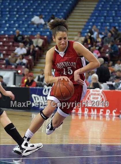 Thumbnail 2 in Carondelet vs. Archbishop Mitty (CIF NorCal D2 Final) photogallery.