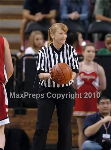 Thumbnail 2 in Carondelet vs. Archbishop Mitty (CIF NorCal D2 Final) photogallery.